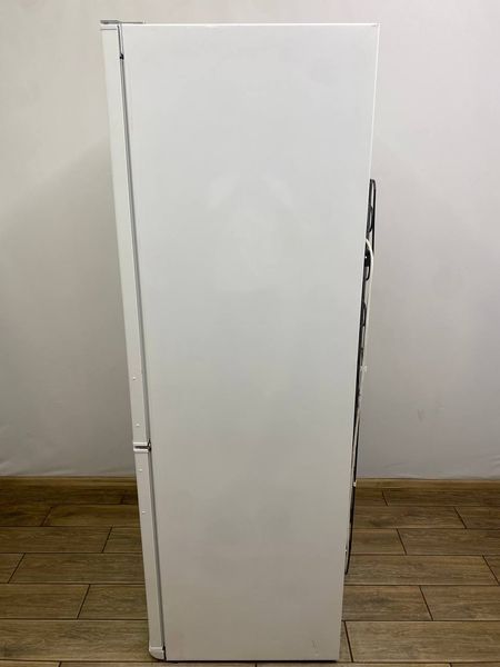 Холодильник двокамерний Electrolux EN3402AOW 223+92л 144W sn 34220021 n 420 000048805 фото