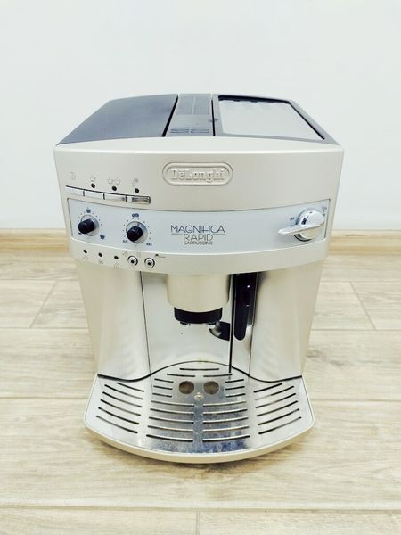 Кавомашина DeLonghi Magnifica ESAM3300 1350w sn 91117 000038487 фото