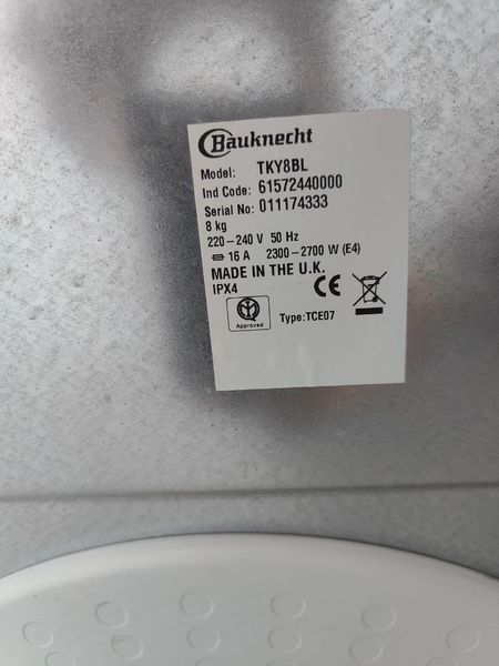 Сушильная машина Bauknecht TKY8BL 2700W 8кг sn 011174333 000050524 фото
