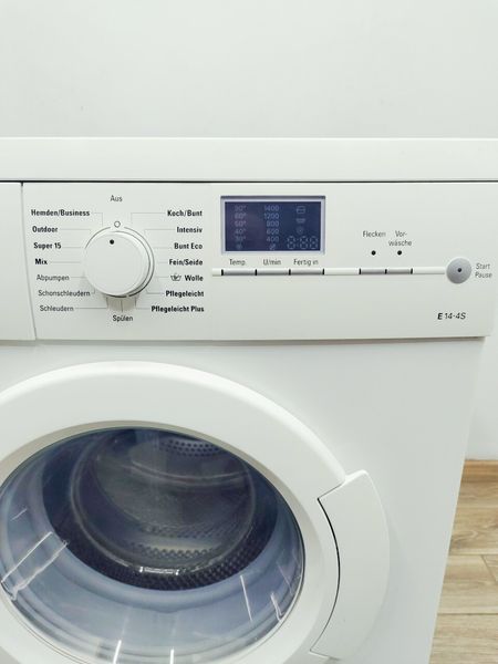 Стиральная машина Siemens WM14E4S0 05 000039685 фото