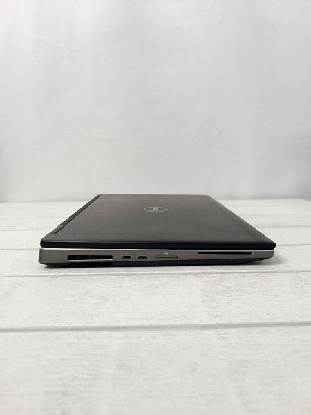 Ноутбук Dell Precision 7530 15.6 FHD бат 1:45 години 000049115 фото