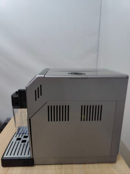Кофемашина Saeco Minuto новий молочник 1850W sn TW901543564402 000049675 фото