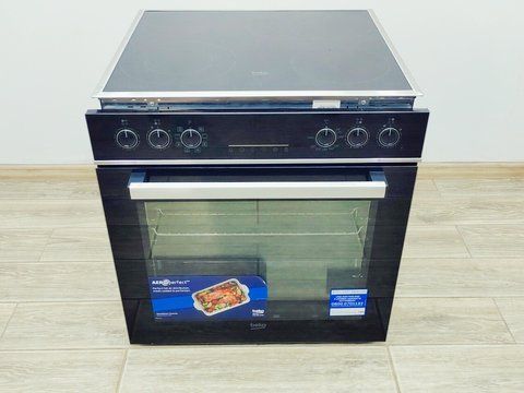 Электродуховка с варочной поверхностью Beko BBUM13329XS 000043619 фото