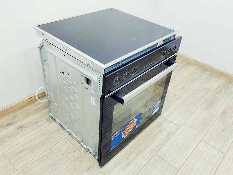 Електродуховка з варильною поверхнею Beko BBUM13329XS 10400w sn 10793906_п8_н272 000043619 фото