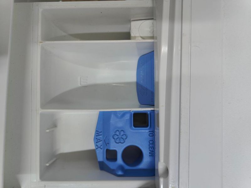 Стиральная машина AEG LavamatProtex L60460FL 2200W 6кг sn14401404 000051139 фото