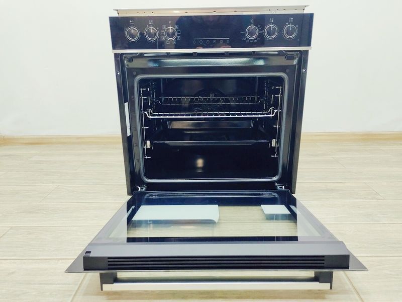 Електродуховка з варильною поверхнею Beko BBUM13329XS 10400w sn 10793906_п8_н272 000043619 фото