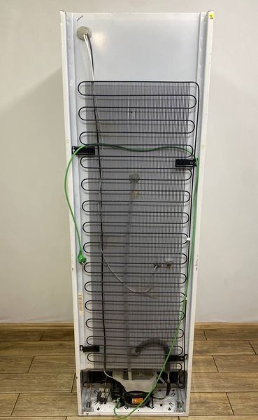 Холодильник двокамерний Electrolux EN3500AHW 110W sn 51210029 n 423 000048808 фото