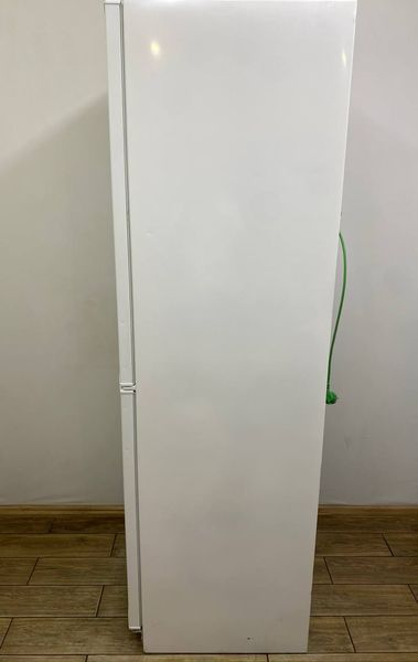 Холодильник двокамерний Electrolux EN3500AHW 110W sn 51210029 n 423 000048808 фото