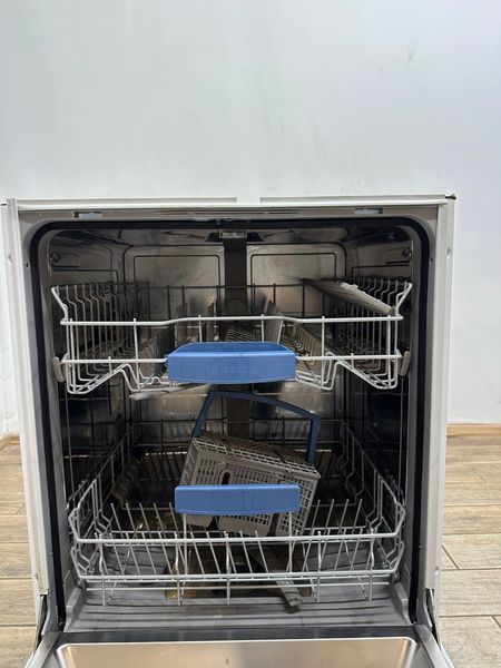 Посудомоечная машина Bosch SMS53L12EU 41 2400W 12 персон sn 960200063 000053467 фото