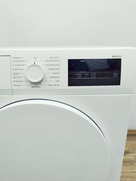 Сушильна машина Siemens IQ300 WT43H000 03 600w 7 кг sn 9606 200589 000037385 фото