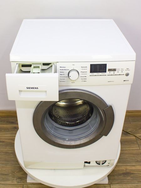 Стиральная машина Siemens WM14E34FCB 23 000019306 фото