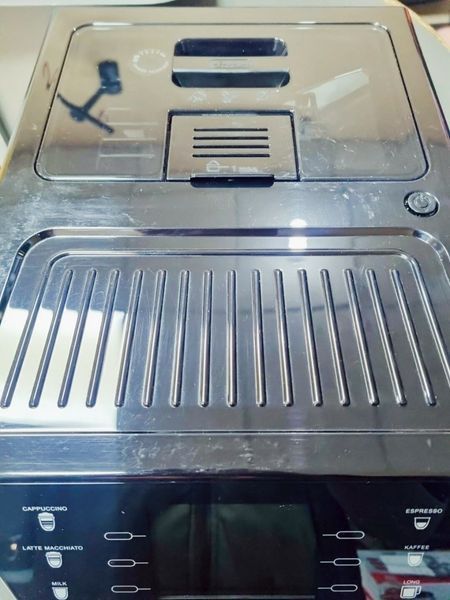 Кавомашина DeLonghi PrimaDonna ECAM556 55 SB 1450w sn 90727 000039497 фото
