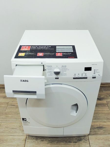 Сушильна машина AEG Protex T6537EXAH3 950w 7кг sn 45081049 000044806 фото