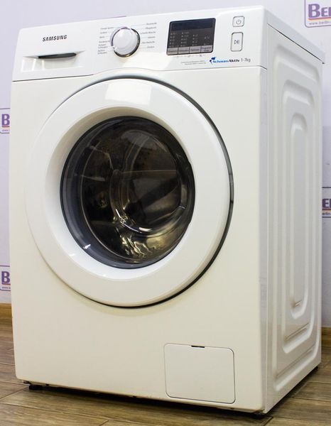 Стиральная машина Samsung WF70F5E0Q4W 000016262 фото