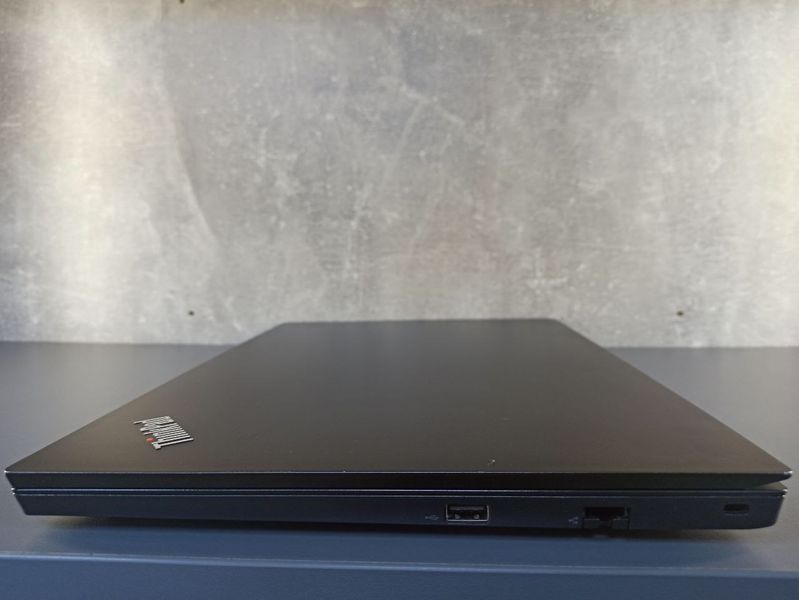 Ноутбук Lenovo ThinkPad E15 15.6 FHD бат 4:30 годин 000051008 фото