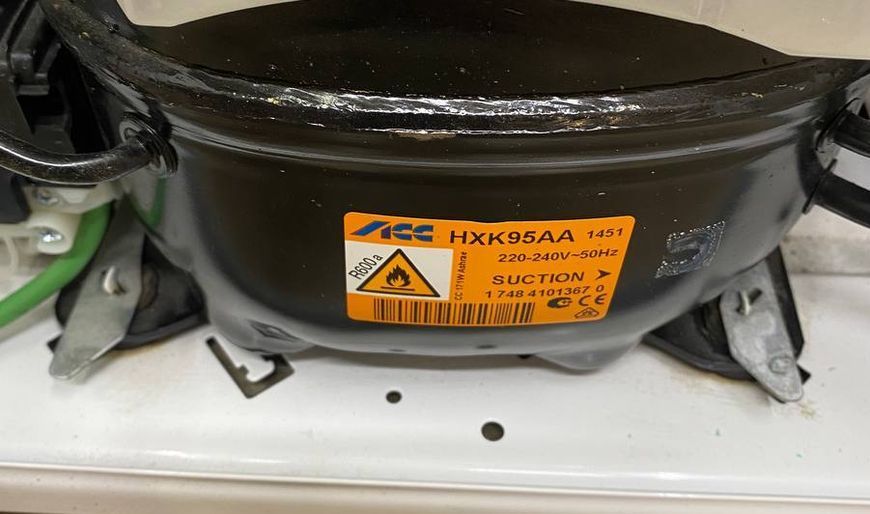 Холодильник двокамерний Electrolux EN3500AHW 110W sn 51210029 n 423 000048808 фото