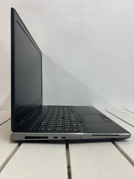 Ноутбук Dell Precision 7530 15.6 HD бат 2:00 години 000049326 фото