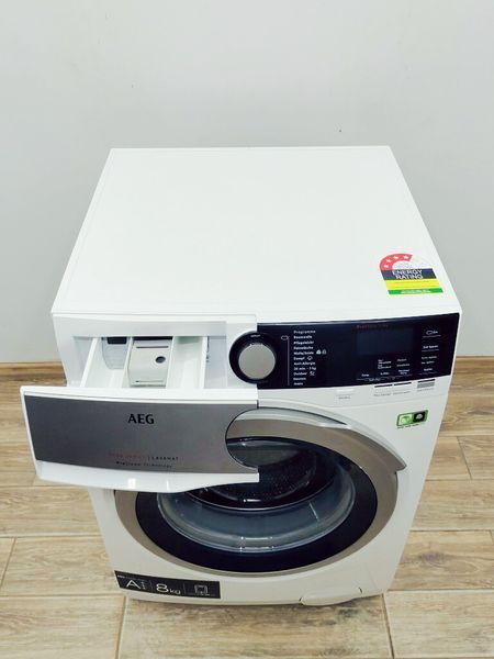 Стиральная машина AEG 7000 Series L8FE74488 000042357 фото