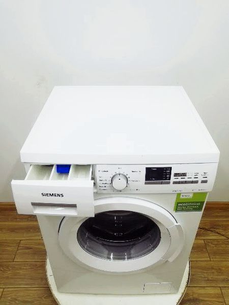Стиральная машина Siemens WM14Q3ED 15 000034900 фото