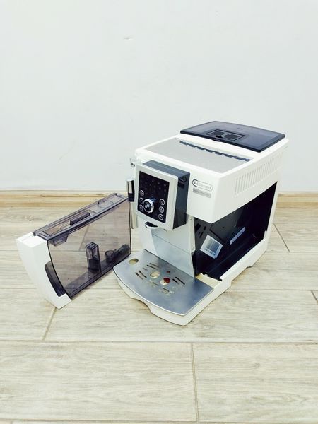 Кофемашина DeLonghi Living Innovation ECAM23 210 W 000031433 фото