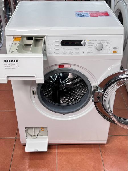 Стиральная машина Miele W 5844 000038213 фото