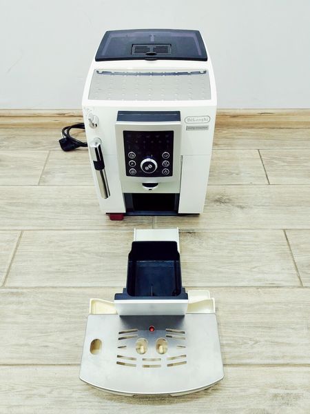 Кофемашина DeLonghi Living Innovation ECAM23 210 W 000031433 фото