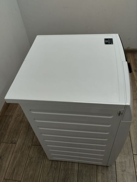 Стиральная машина AEG L7FB78490 9 кг 2200W sn 00400061 000046910 фото