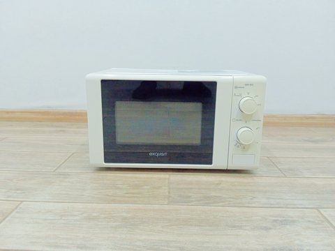 Мікрохвильова піч Exquisit MW 802 1050w 000039625 фото
