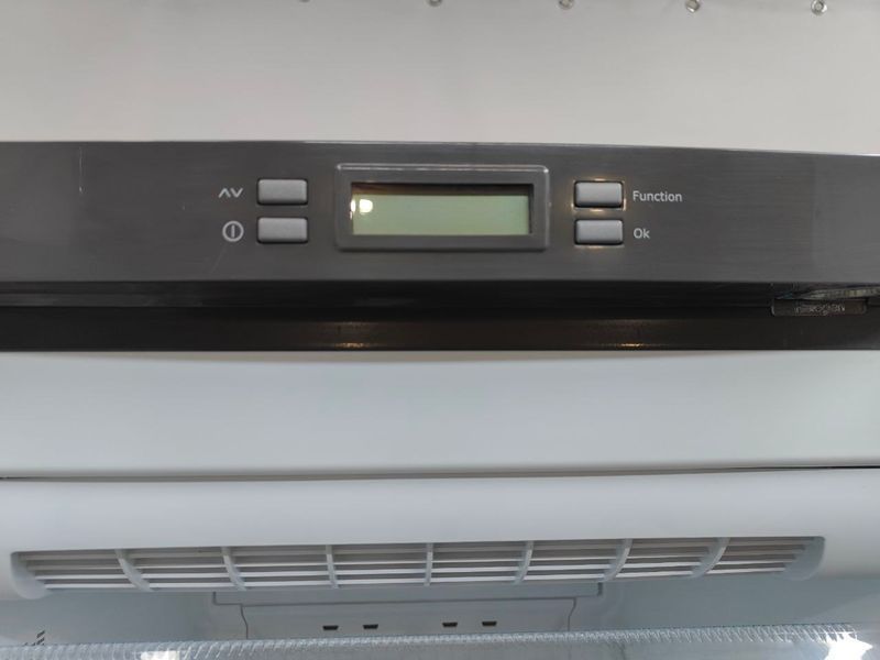 Морозильная камера Electrolux EUF29400X 267л 240W sn 73900973 n604 000052762 фото