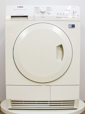 Сушильна машина AEG T55770IH4 900W 7кг sn 60145279 000018932 фото