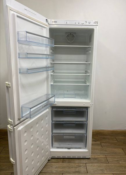 Холодильник двокамерний Bosch KGV33X08 205+84л 160W sn 211030247818001169 n 413 000048798 фото