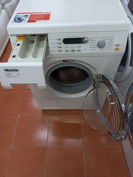 Стиральная машина Miele W 5844 000032142 фото