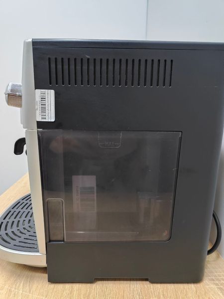 Кофемашина Delonghi Magnifica ESAM4200.S 1450W sn 02318 000051213 фото