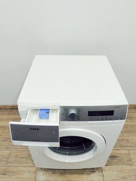 Стиральная машина AEG LM75680F 000036734 фото