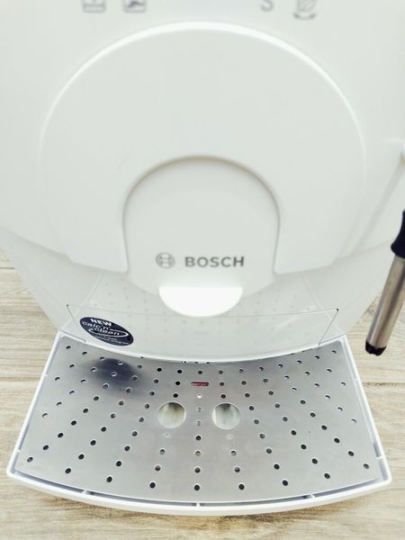 Кавомашина Bosch Benvenuto Classic Piano TCA5202 01 1400w sn 8807 180506 000040478 фото