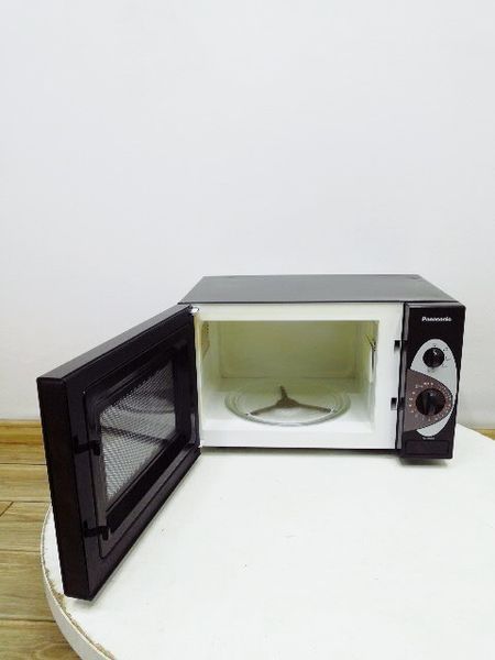 Микроволновая печь Panasonic NN E202CBGPG 000034846 фото