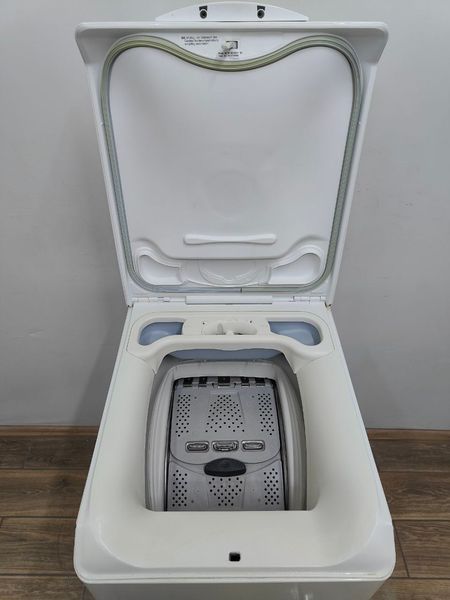 Пральна машина вертикальна AEG Lavamat L46009 2300W 5.5кг sn 91300056 000051678 фото