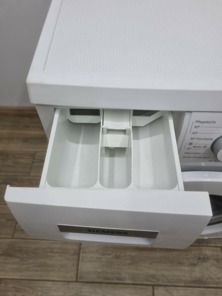 Стиральная машина Siemens IQ300 WM14E347 56 000040798 фото
