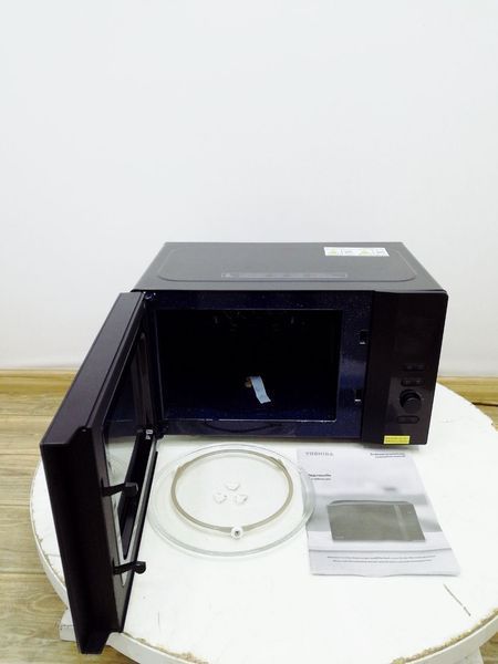 Мікрохвильова піч Toshiba MV AM20T BK 1320w 000035167 фото