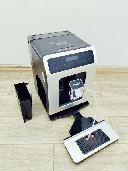 Кофемашина Krups Quattro Force FBB145000M 000031830 фото