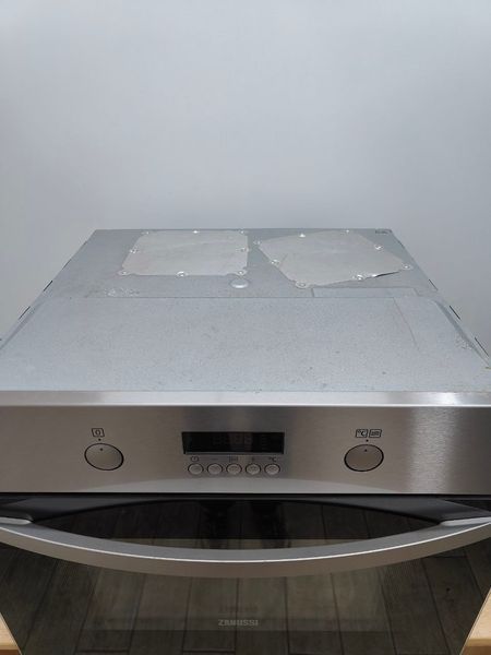 Духовой шкаф с микроволновкой Zanussi ZKC44510XA 3000W sn 944066065 н613 000052775 фото