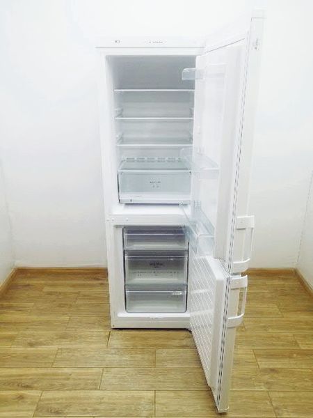 Холодильник двухкамерный Koenic KCB30706 04 000035017 фото