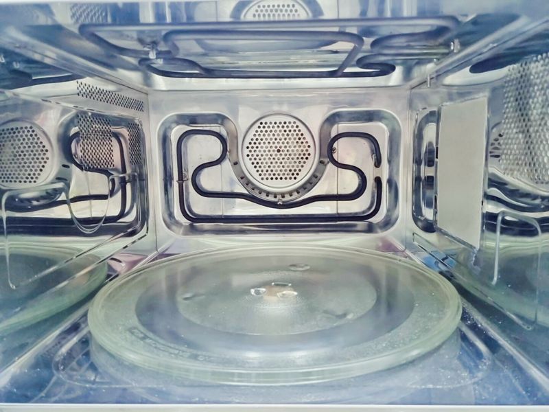 Мікрохвильова піч Exquisit ED 8525 3S 1500w гриль 1400w 000038750 фото