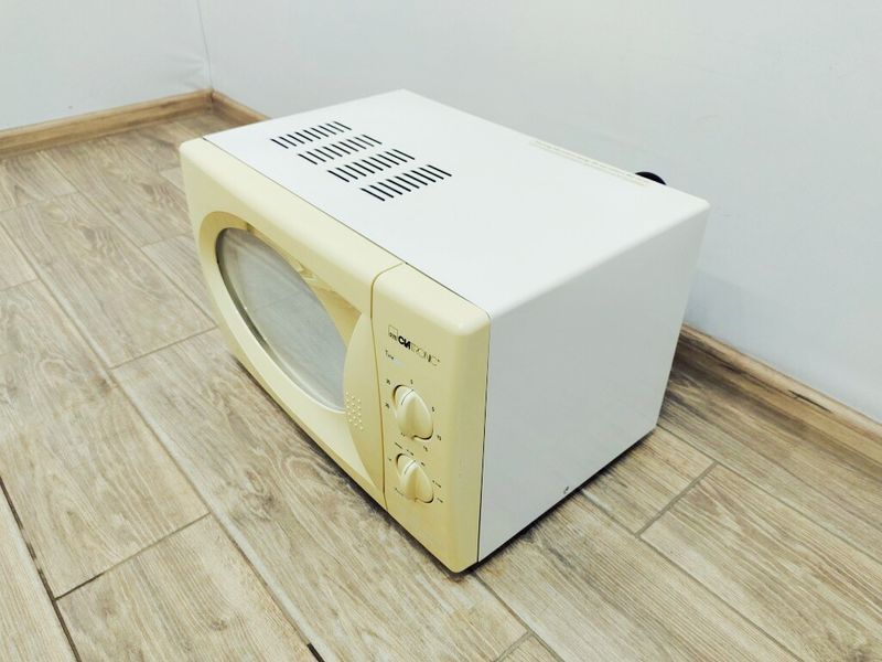 Мікрохвильова піч Clatronic MW 732 1200w sn S022121350604 000036655 фото