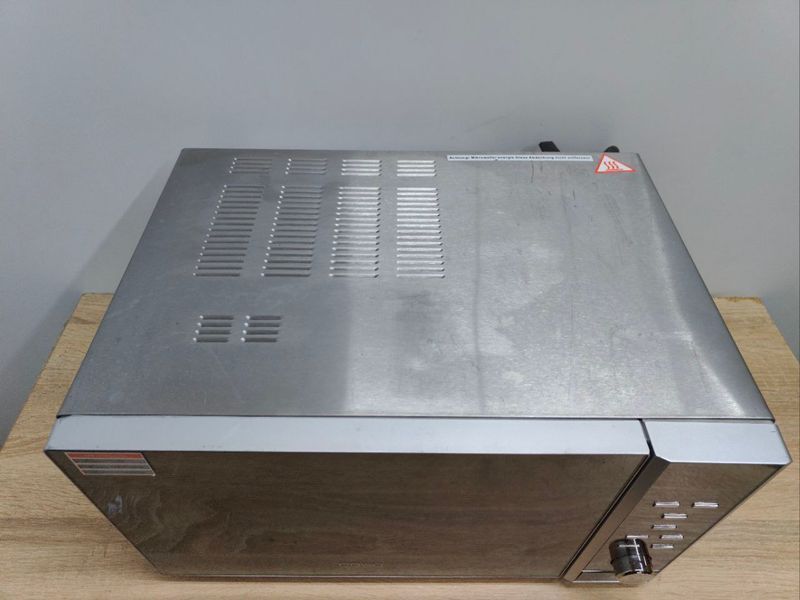 Микроволновая печь Caso MCG 25 1400W sn 12700103 000050459 фото