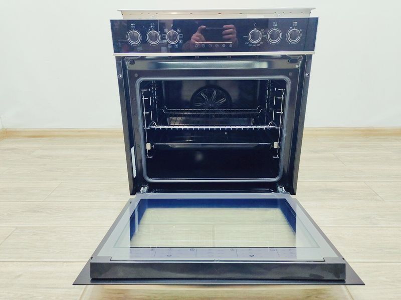 Электродуховка с варочной поверхностью Beko BBUM13329X 000043615 фото