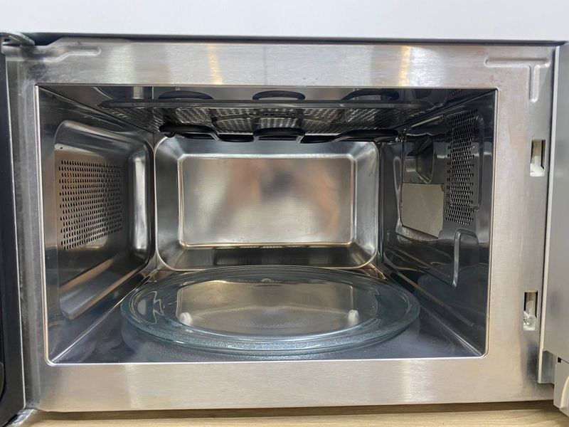 Микроволновая Medion MD11593 1200W sn 0101109 000048728 фото
