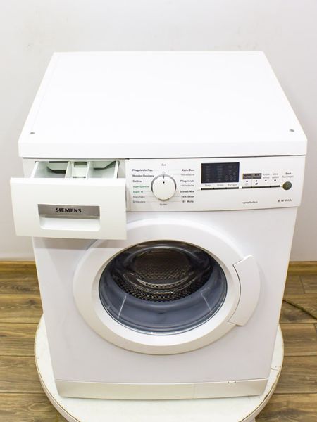 Стиральная машина Siemens WM14E423 18 000006834 фото