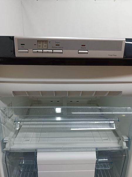 Комплект холодильник і морозилка Husqvarna QT3549FX QR2619FX sn 81901556 80204422_п10_н293_292 000045034 фото