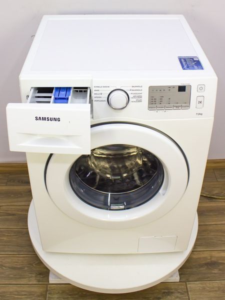 Стиральная машина Samsung WW70J3473KW1 000019395 фото